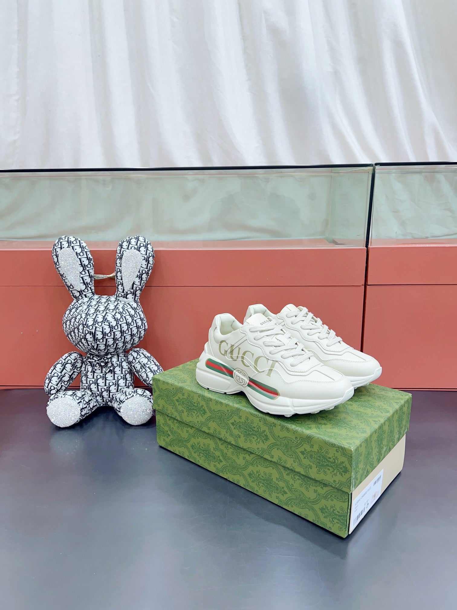 Designer Sneakers Shoes – Lifestyle Sneakers, Latest Sneakers