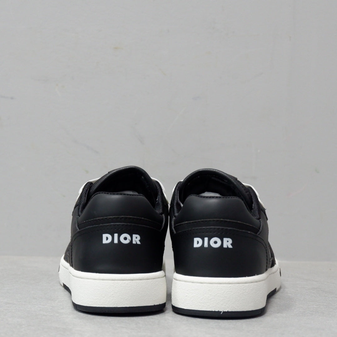 Designer Sneakers Shoes – Lifestyle Sneakers, Latest Sneakers