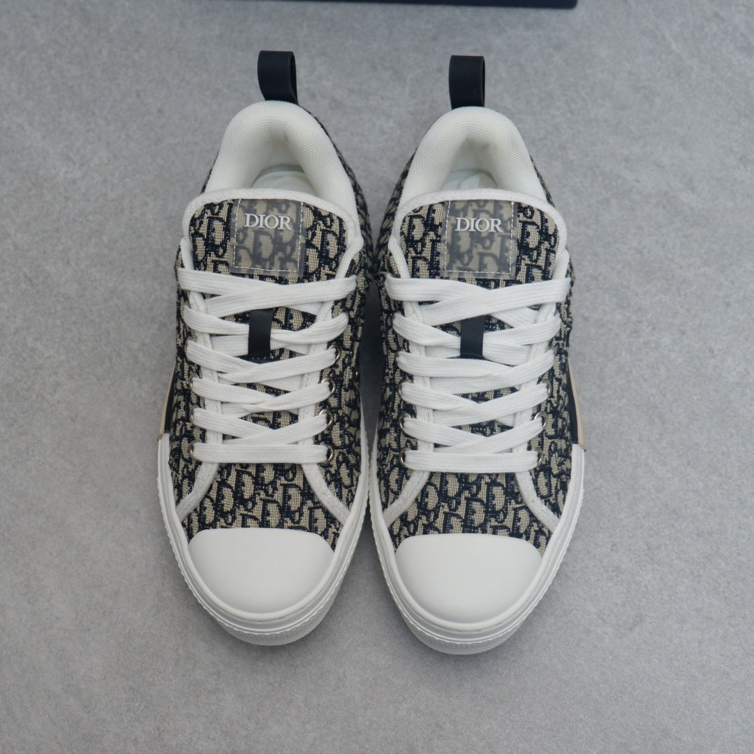 Designer Sneakers Shoes – Lifestyle Sneakers, Latest Sneakers