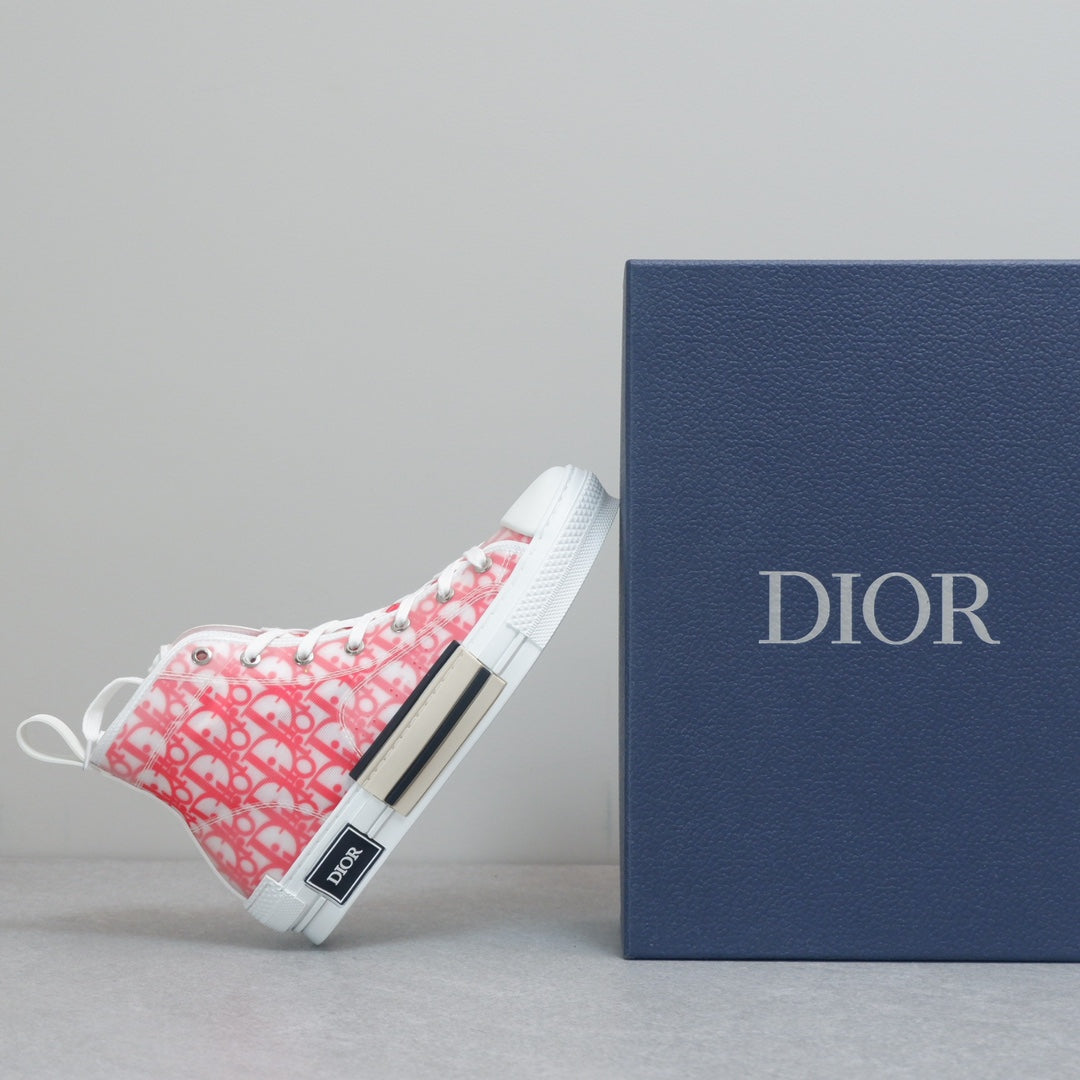 Designer Sneakers Shoes – Lifestyle Sneakers, Latest Sneakers