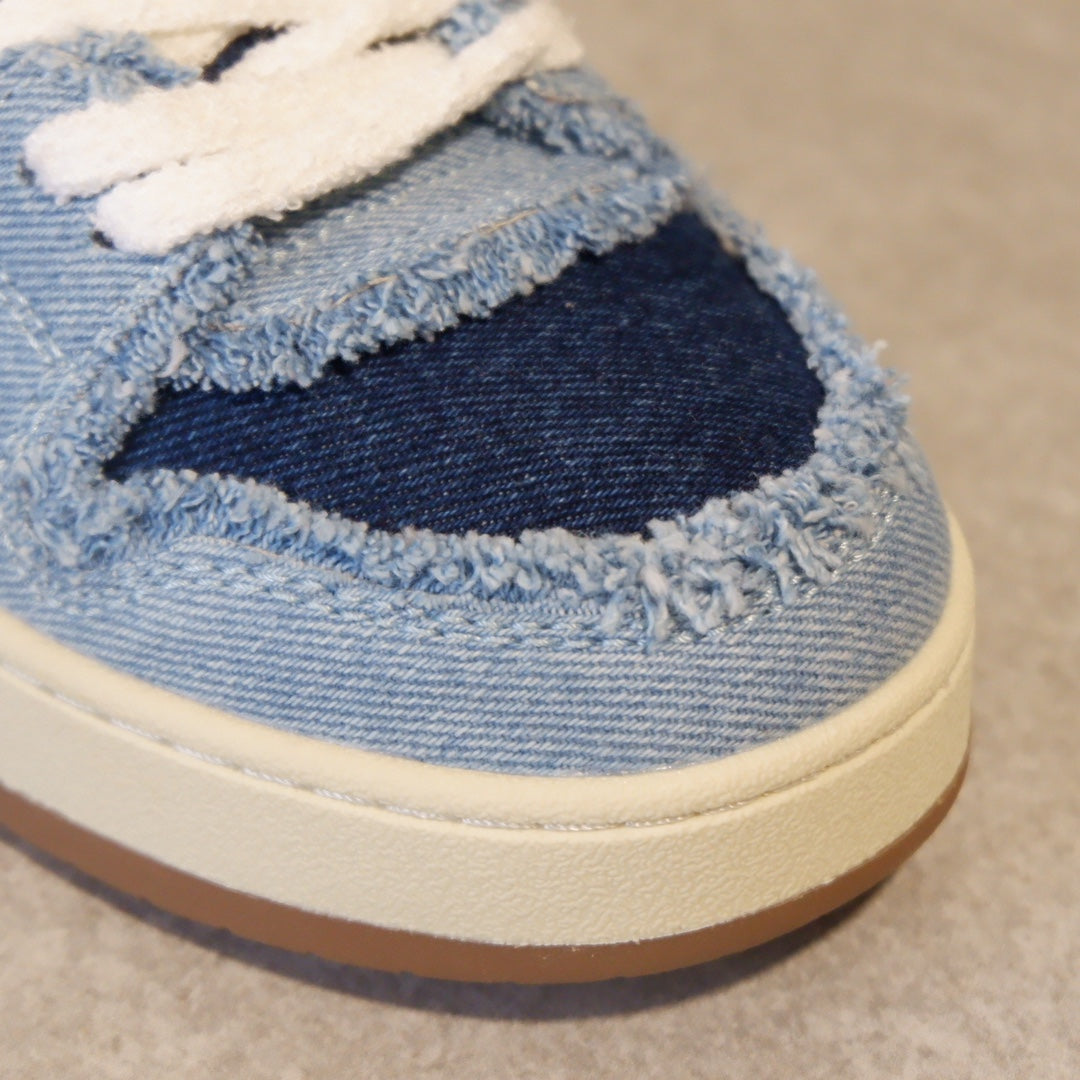 Fendi Sneakers for Men and Women – Premium Leather Designer Shoes