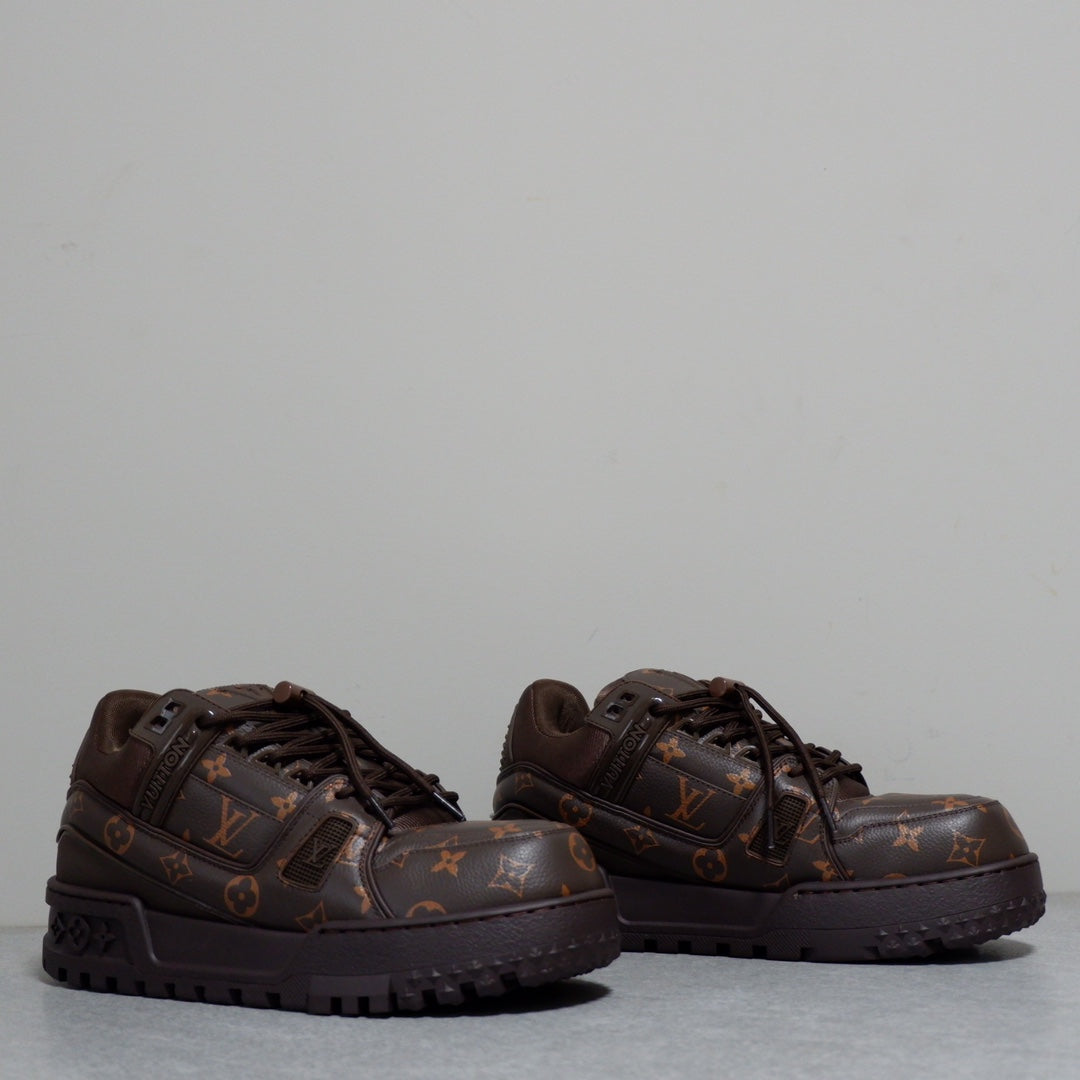 Designer Sneakers Shoes – Lifestyle Sneakers, Latest Sneakers