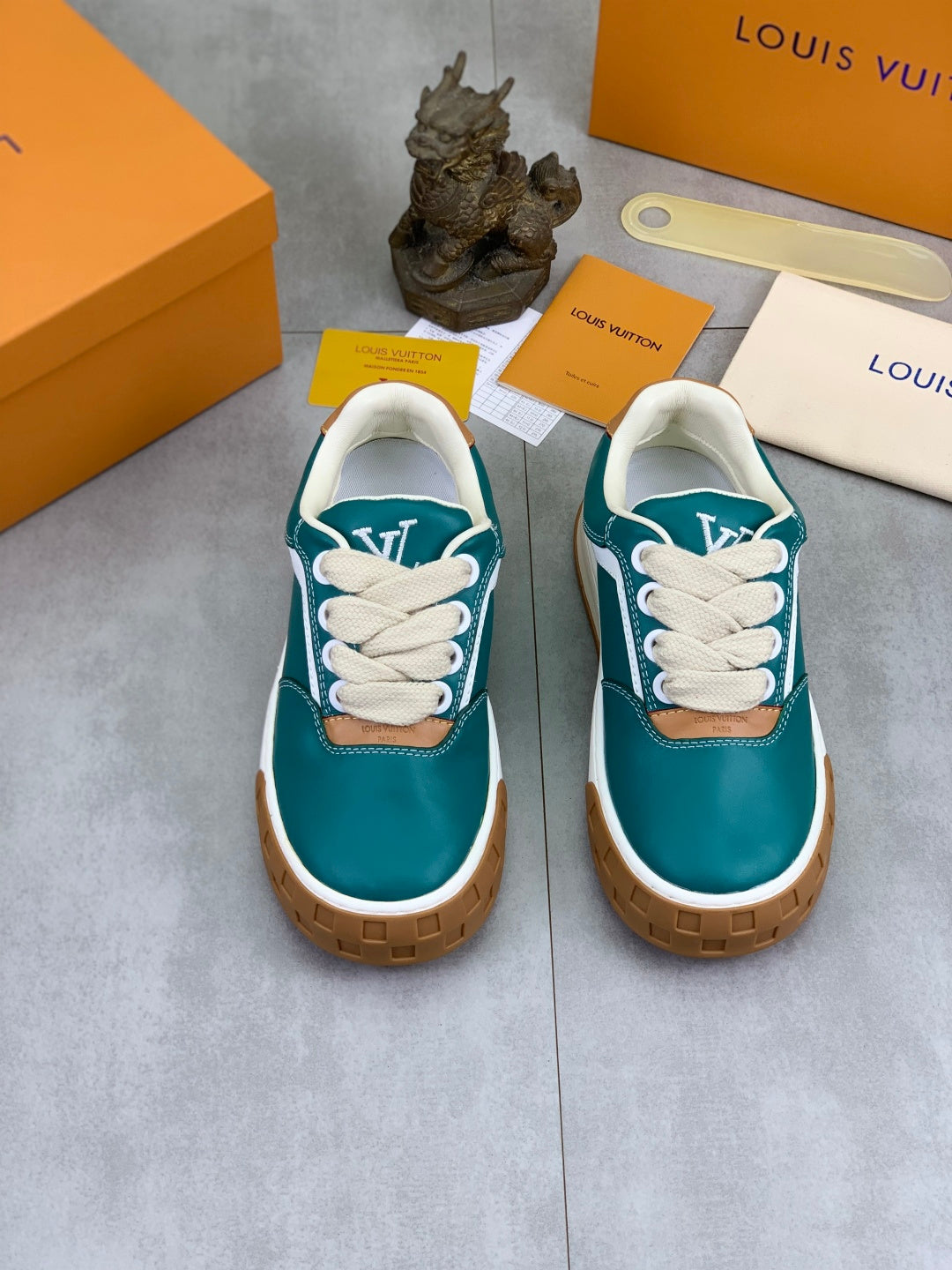 Designer Sneakers Shoes – Sneakers Shoes, Lifestyle Latest Sneakers, Men’s Casual Shoes
