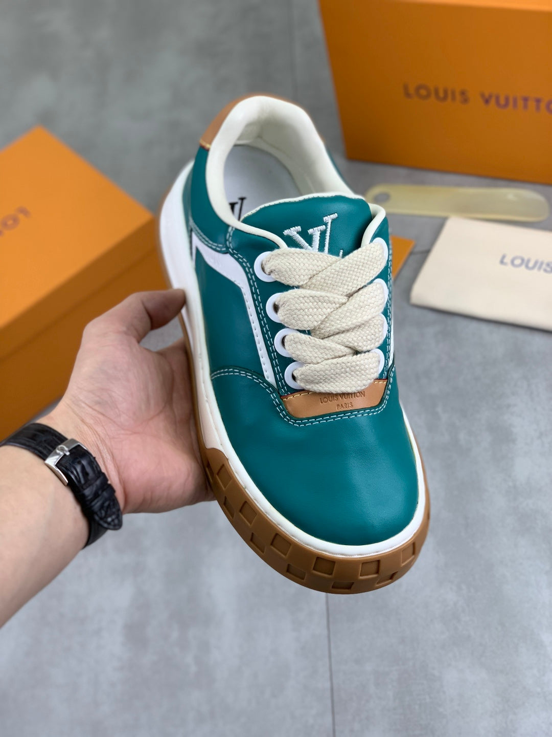 Designer Sneakers Shoes – Sneakers Shoes, Lifestyle Latest Sneakers, Men’s Casual Shoes