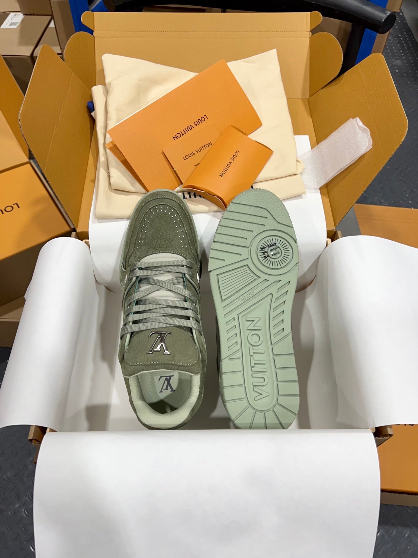 Designer Sneakers Shoes – Sneakers Shoes, Lifestyle Running Shoes, Latest Sneaker