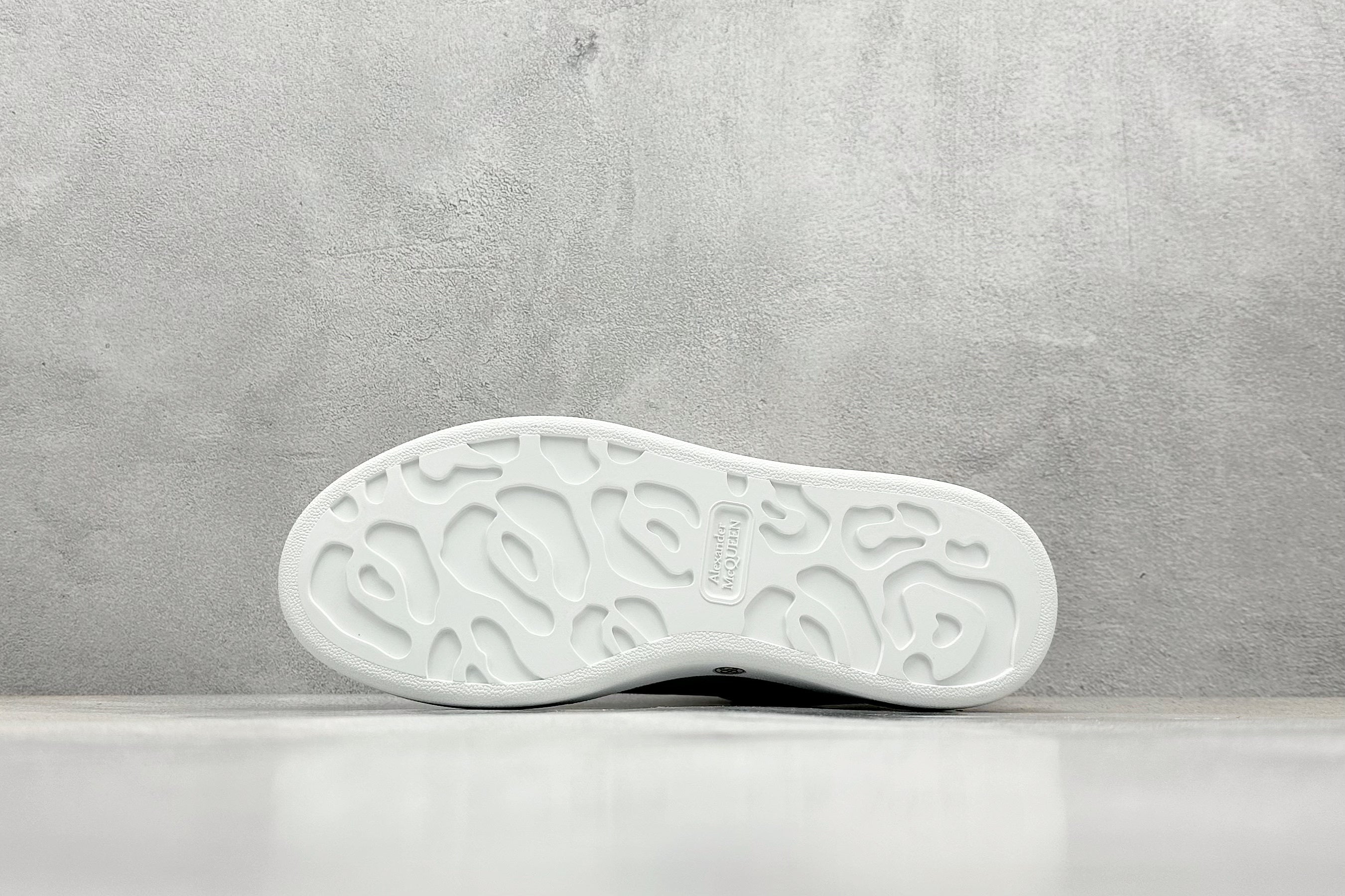 Designer Sneakers Shoes – Lifestyle Sneakers, Latest Sneakers
