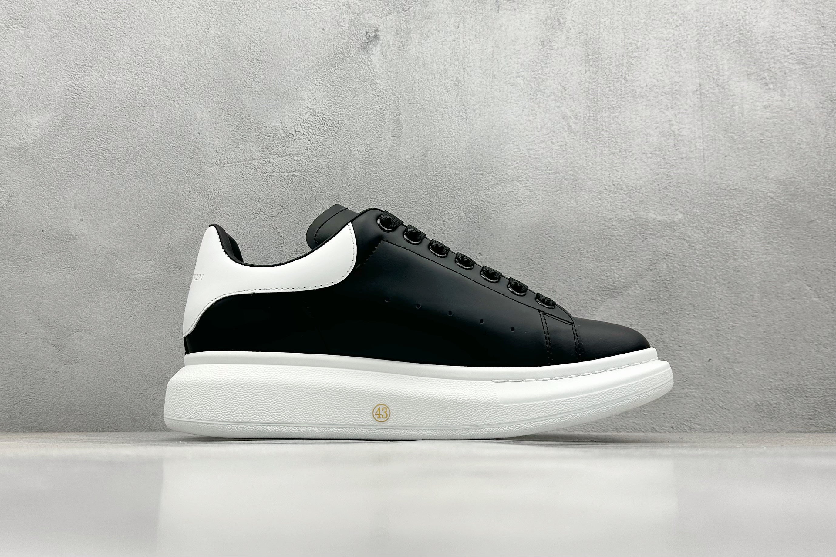 Designer Sneakers Shoes – Lifestyle Sneakers, Latest Sneakers