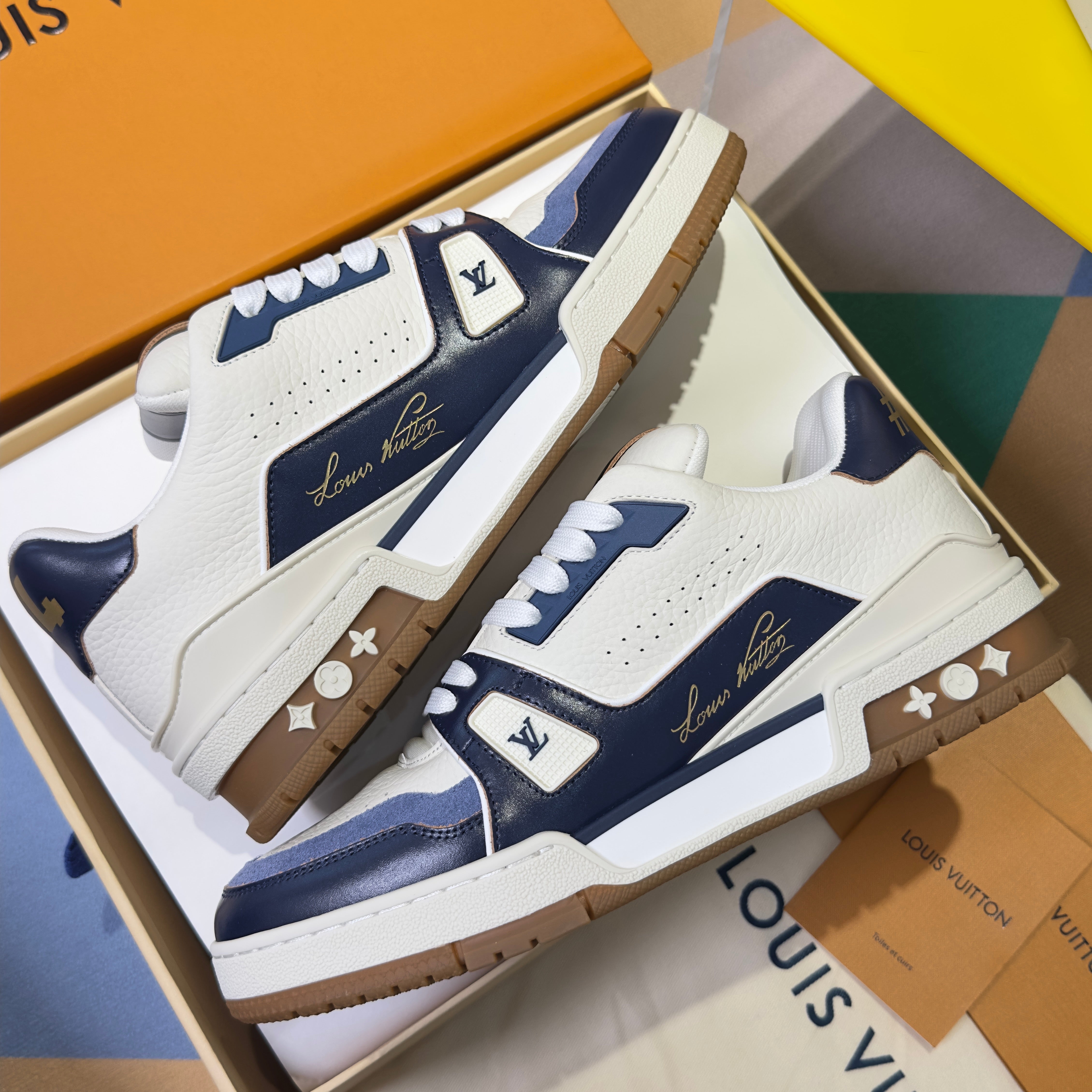 Louis Vuitton LV Trainer Sneakers for Men and Women β Premium Leather Designer Shoes