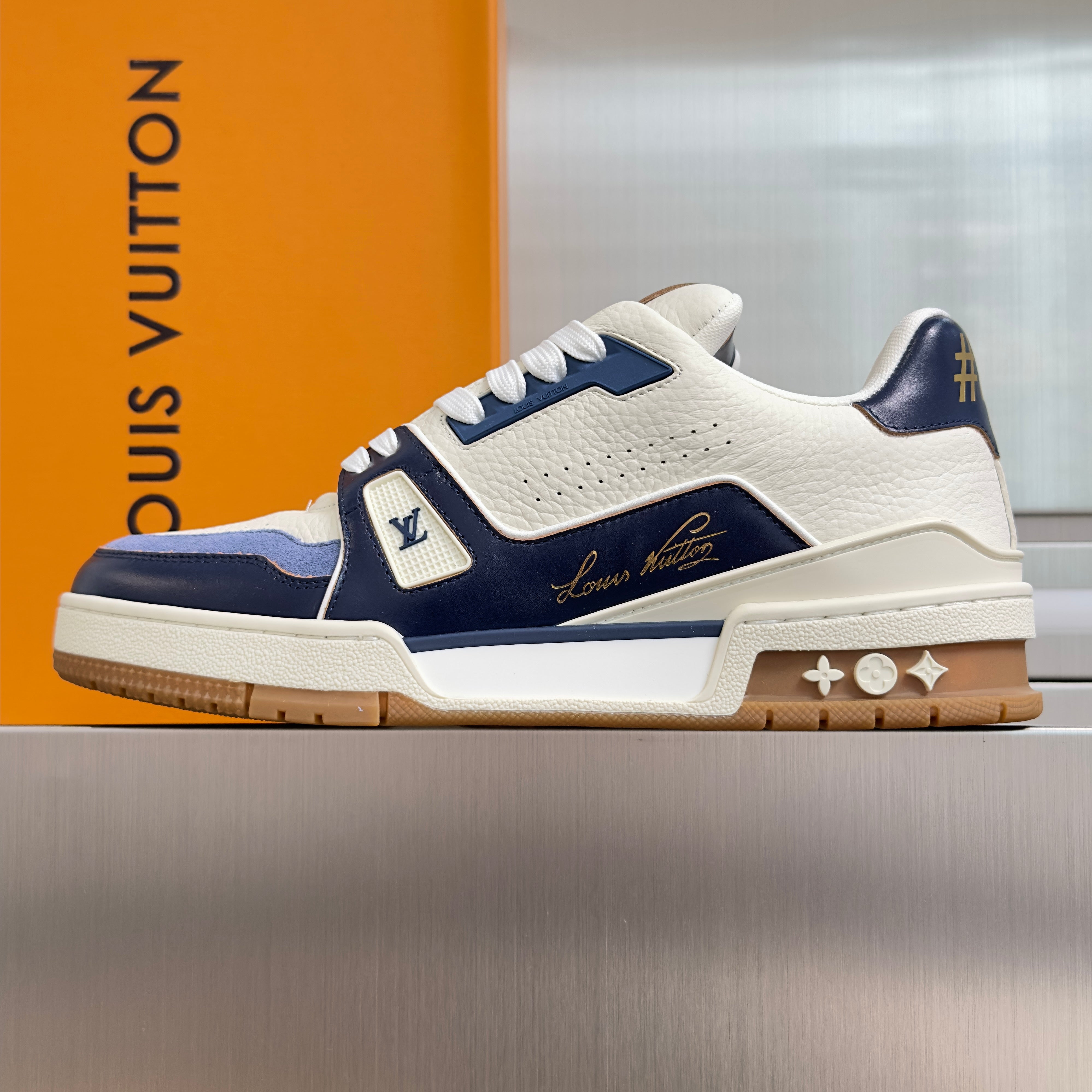 Louis Vuitton LV Trainer Sneakers for Men and Women β Premium Leather Designer Shoes