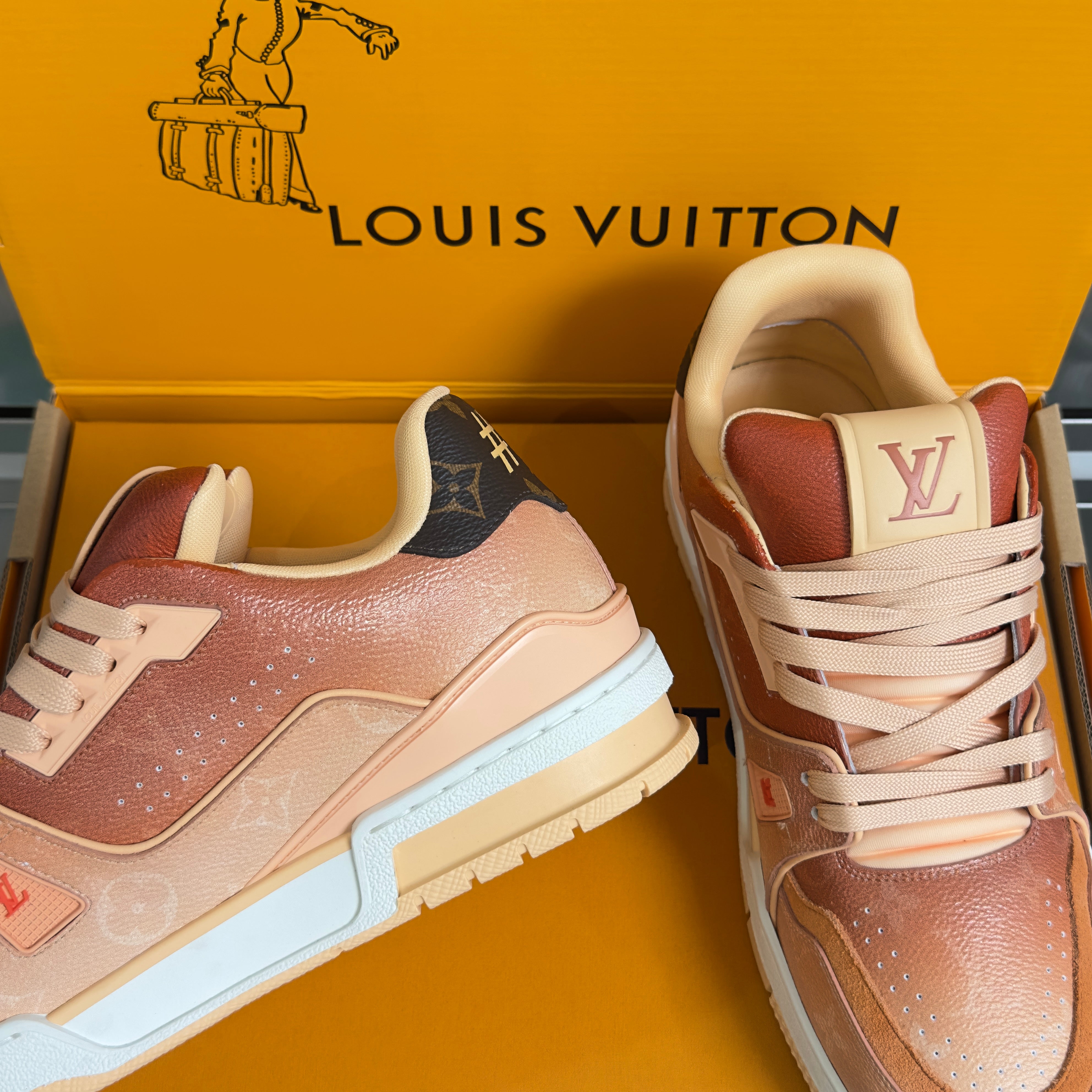 Louis Vuitton LV Trainer Sneakers for Men and Women – Premium Leather Designer Shoes