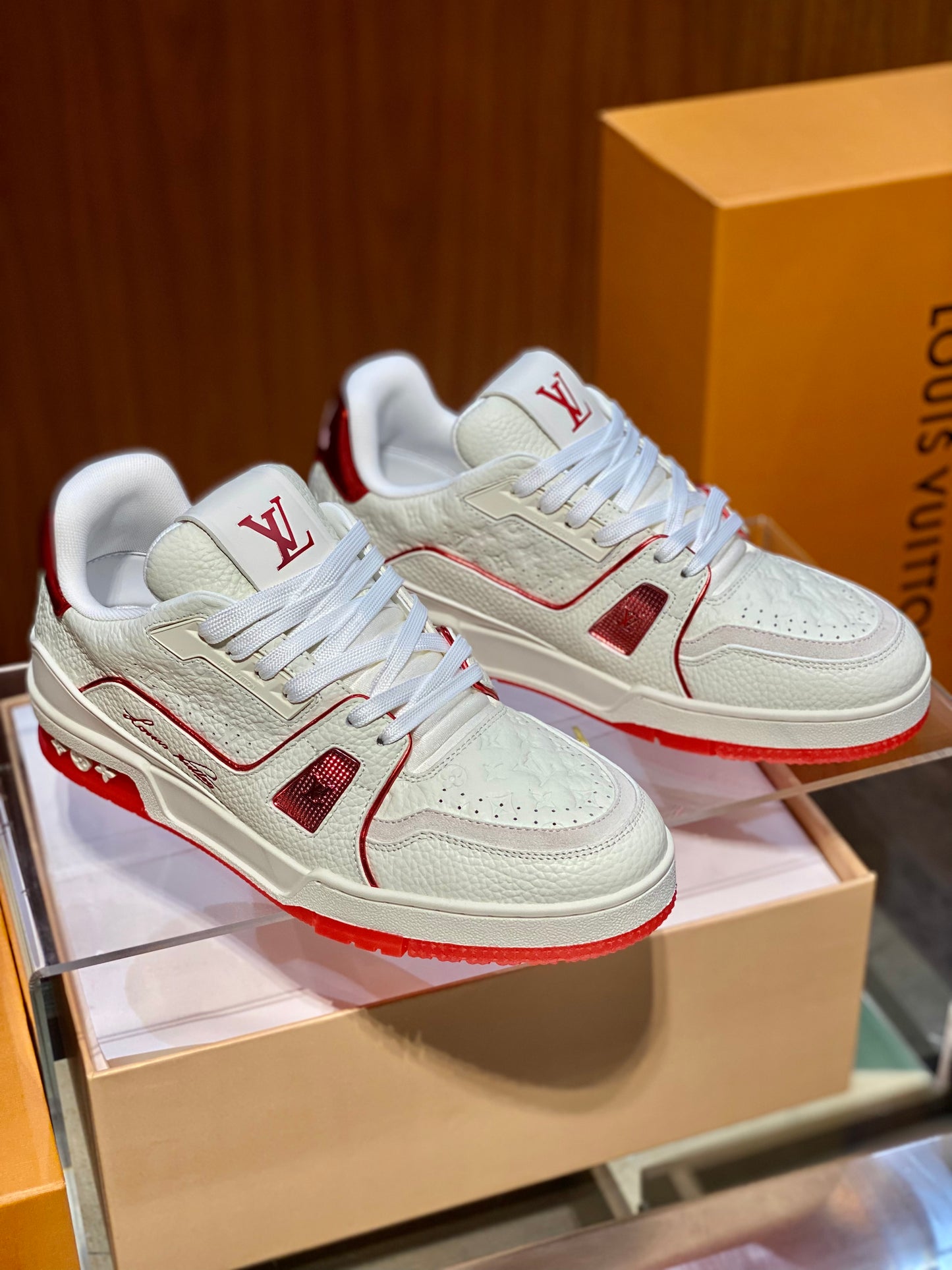 Designer Sneakers Shoes – Lifestyle Sneakers, Latest Sneakers