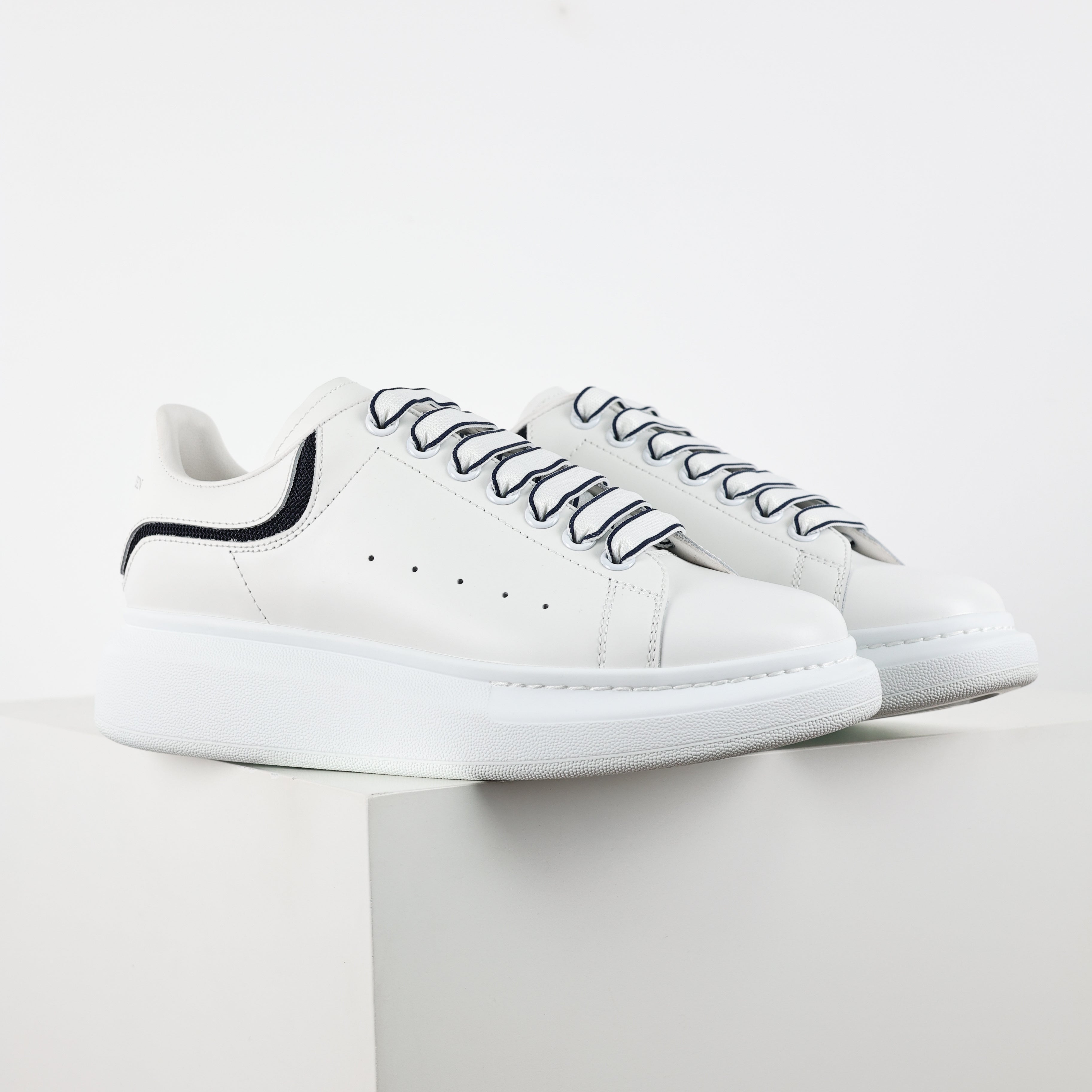 Designer Sneakers Shoes – Lifestyle Sneakers, Latest Sneakers