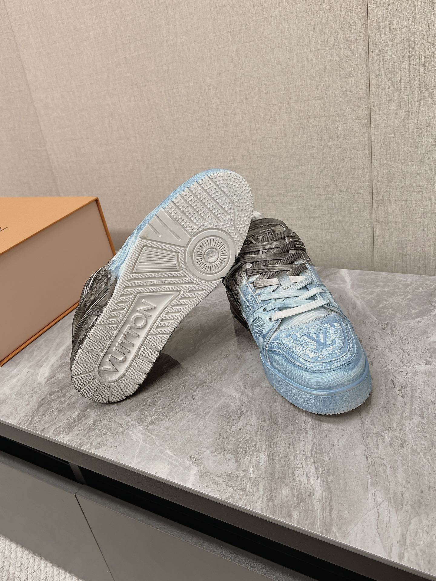 Designer Sneakers Shoes – Lifestyle Sneakers, Latest Sneakers