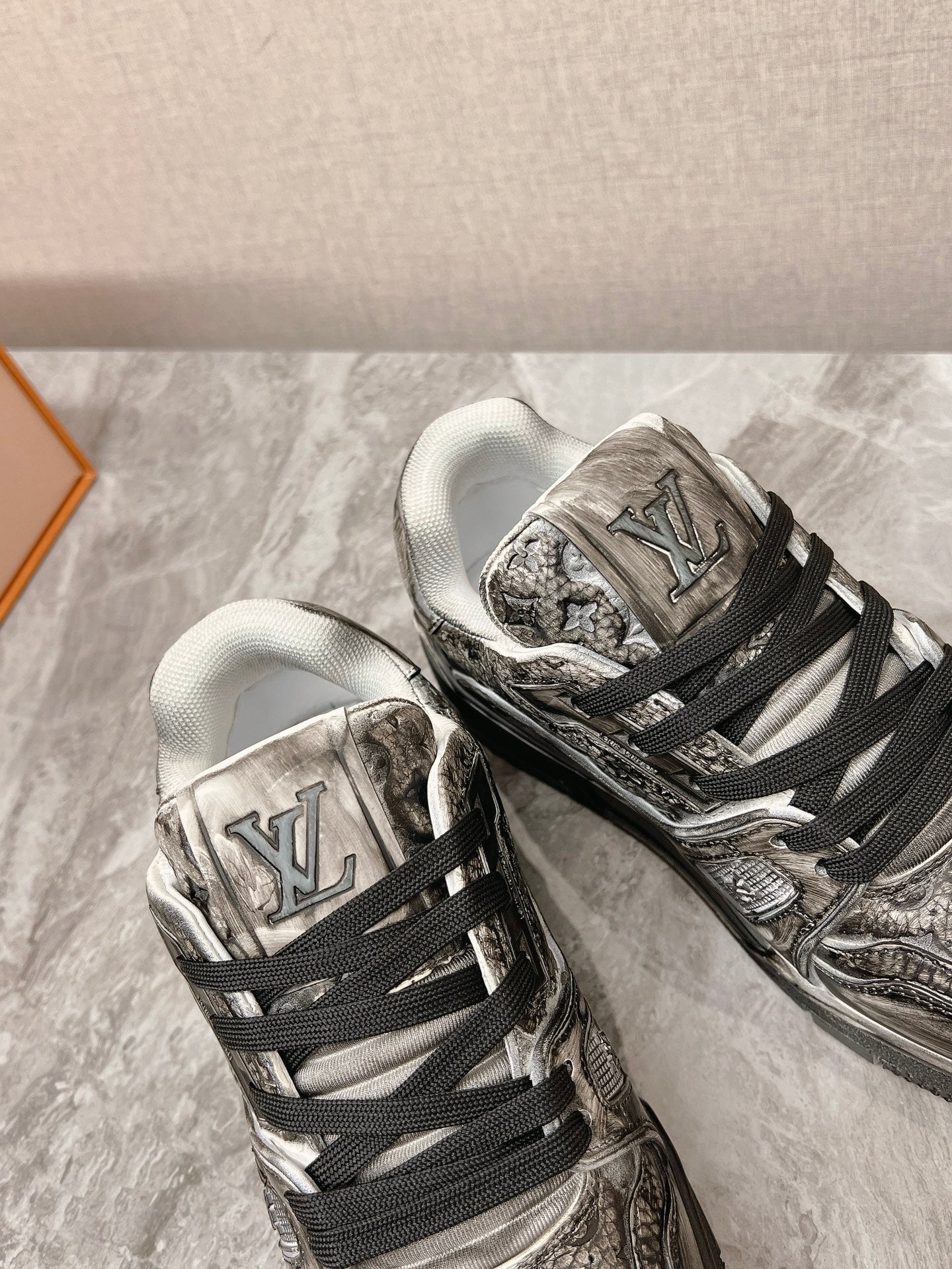 Louis Vuitton LV Trainer Sneakers for Men and Women – Premium Leather Designer Shoes