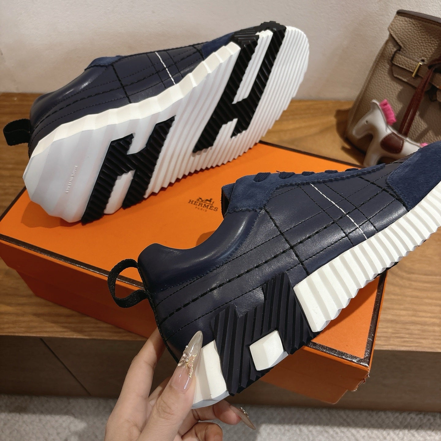 Designer Sneakers Shoes – Sneakers Shoes, Lifestyle Running Shoes, Latest Sneaker