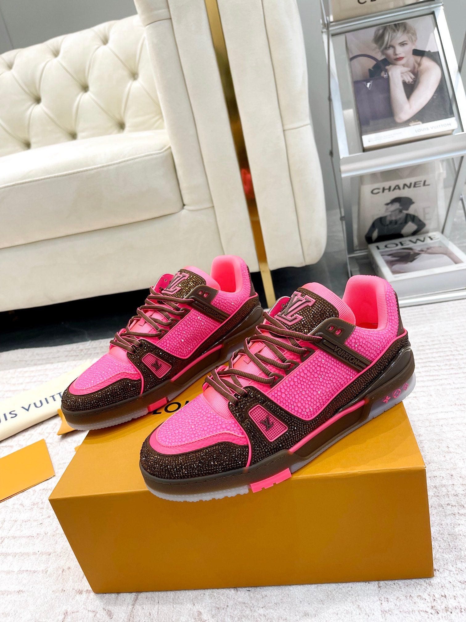 Louis Vuitton LV Trainer Sneakers for Men and Women – Premium Leather Designer Shoes
