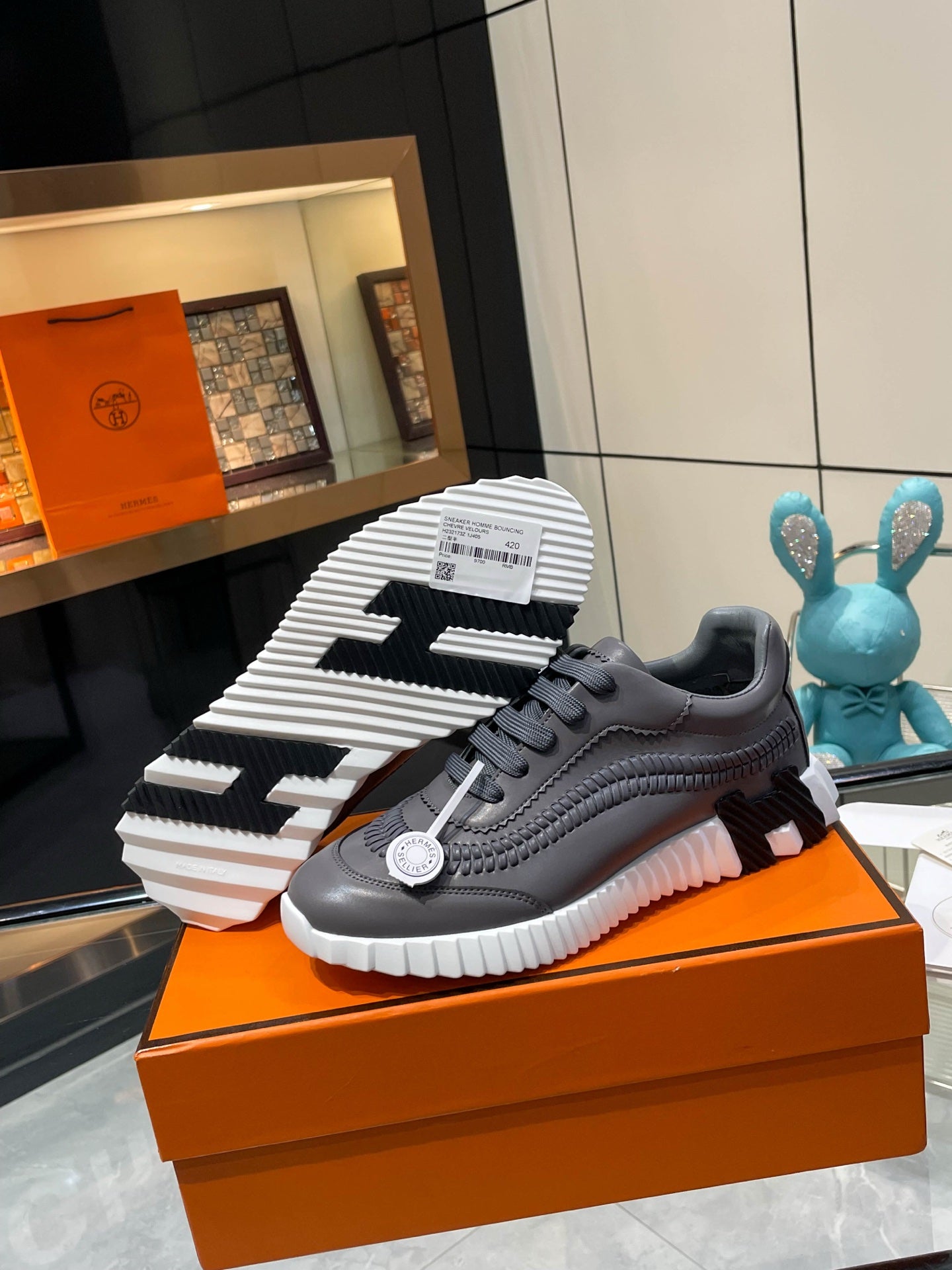 Designer Sneakers Shoes – Sneakers Shoes, Lifestyle Running Shoes, Latest Sneaker