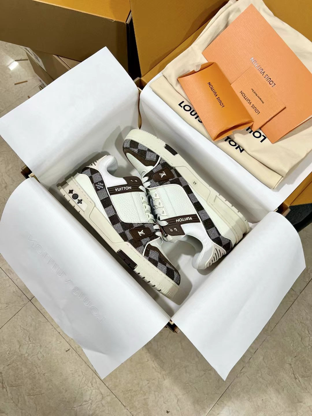 Louis Vuitton LV Trainer Sneakers for Men and Women β Premium Leather Designer Shoes