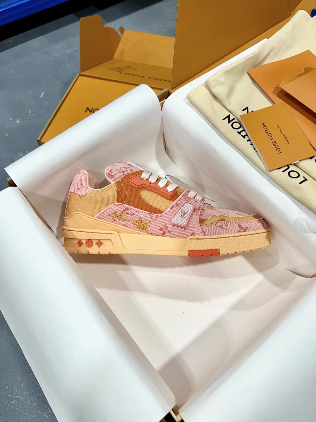 Louis Vuitton LV Trainer Sneakers for Men and Women – Premium Leather Designer Shoes
