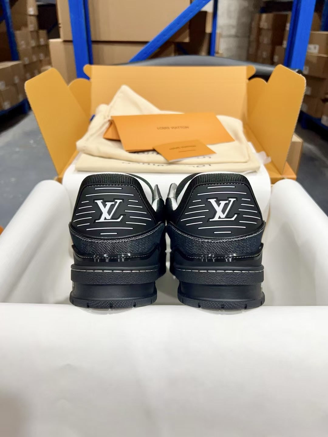 Louis Vuitton Sneakers for Men and Women – Premium Leather Designer Shoes