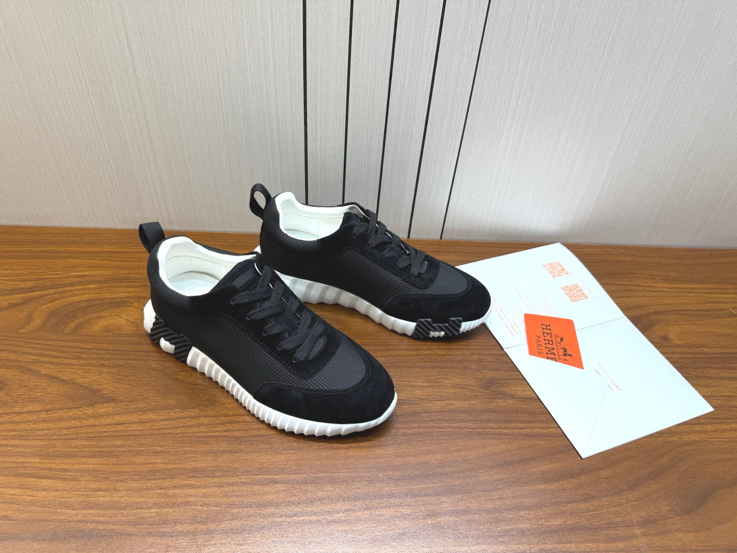 Designer Sneakers Shoes – Sneakers Shoes, Lifestyle Running Shoes, Latest Sneaker