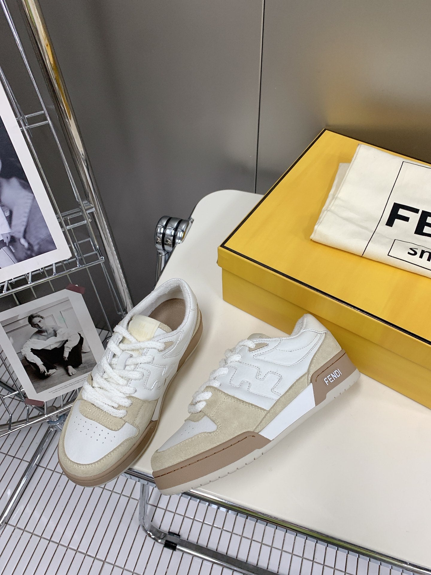 Designer Sneakers Shoes – Sneakers Shoes, Lifestyle Running Shoes, Latest Sneaker