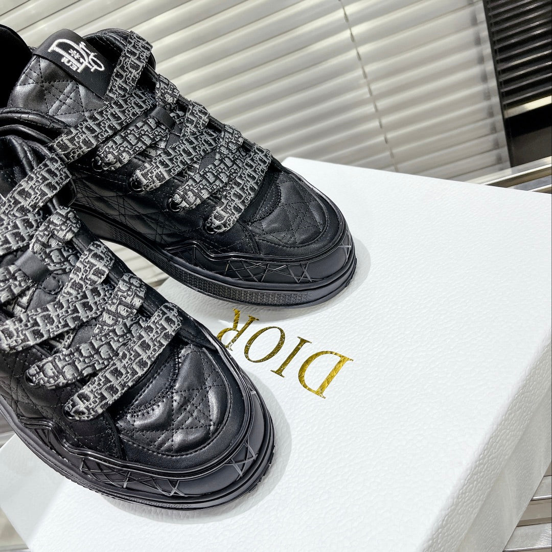 Designer Sneakers Shoes – Lifestyle Sneakers, Latest Sneakers
