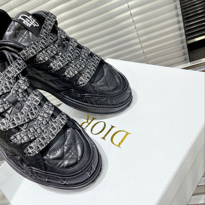Designer Sneakers Shoes – Lifestyle Sneakers, Latest Sneakers