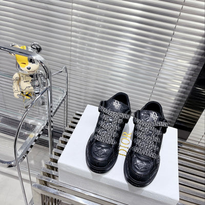 Designer Sneakers Shoes – Lifestyle Sneakers, Latest Sneakers