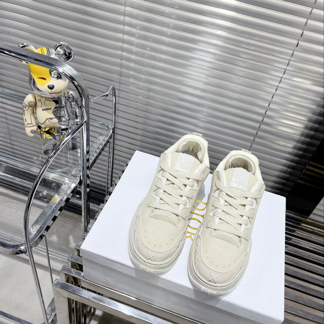 Designer Sneakers Shoes – Lifestyle Sneakers, Latest Sneakers