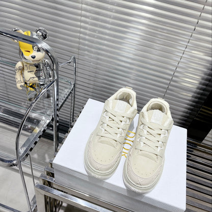 Designer Sneakers Shoes – Lifestyle Sneakers, Latest Sneakers