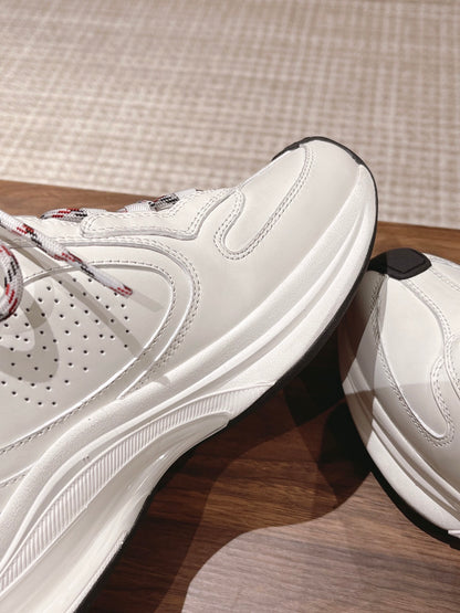 Designer Sneakers Shoes – Lifestyle Sneakers, Latest Sneakers
