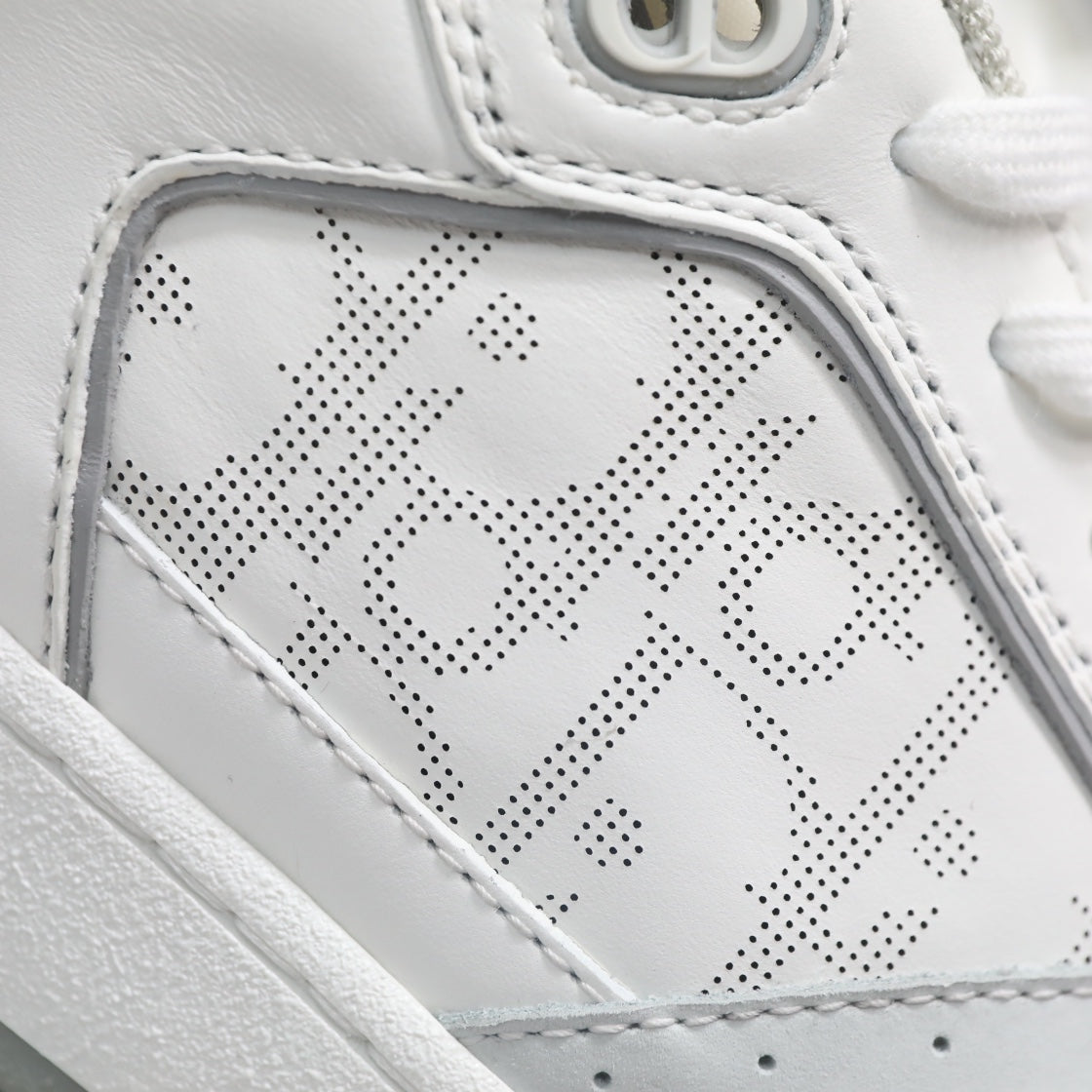 Designer Sneakers Shoes – Lifestyle Sneakers, Latest Sneakers