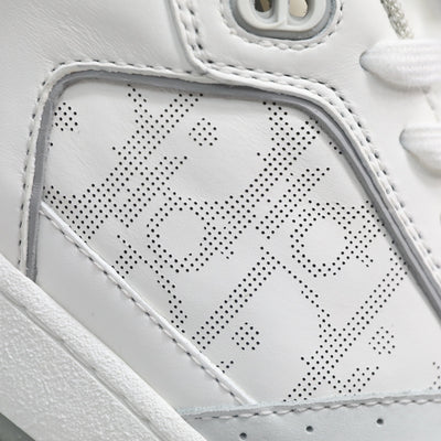 Designer Sneakers Shoes – Lifestyle Sneakers, Latest Sneakers