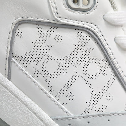Designer Sneakers Shoes – Lifestyle Sneakers, Latest Sneakers