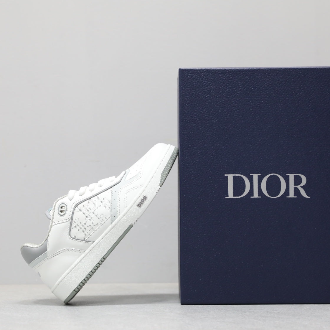 Designer Sneakers Shoes – Lifestyle Sneakers, Latest Sneakers