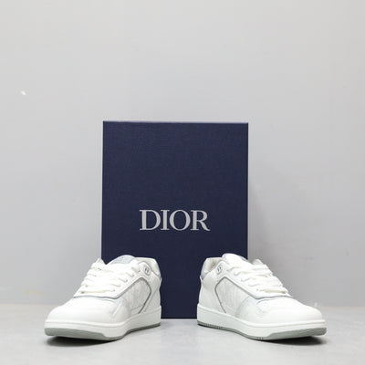 Designer Sneakers Shoes – Lifestyle Sneakers, Latest Sneakers