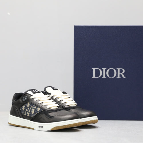Designer Sneakers Shoes – Lifestyle Sneakers, Latest Sneakers