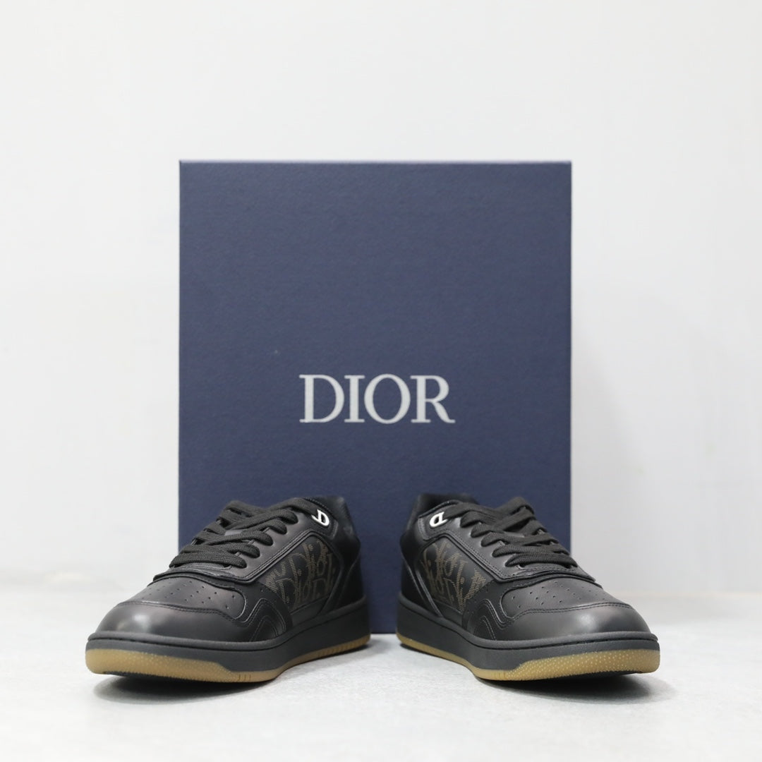 Designer Sneakers Shoes – Lifestyle Sneakers, Latest Sneakers