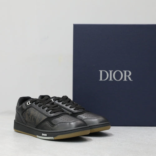 Designer Sneakers Shoes – Lifestyle Sneakers, Latest Sneakers