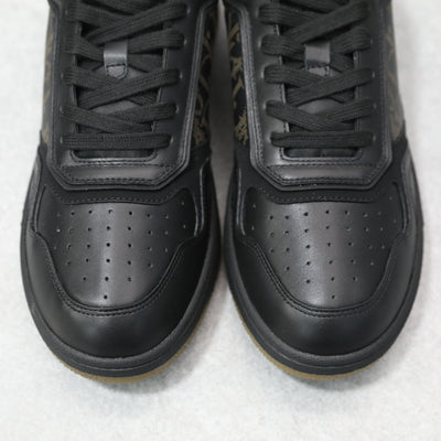 Designer Sneakers Shoes – Lifestyle Sneakers, Latest Sneakers