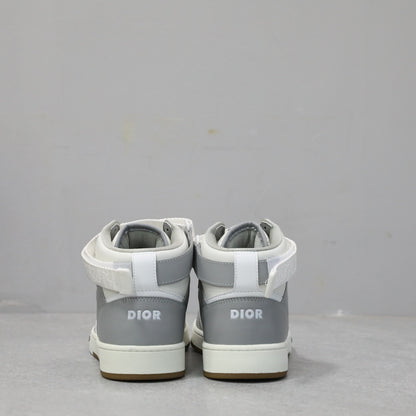 Designer Sneakers Shoes – Lifestyle Sneakers, Latest Sneakers