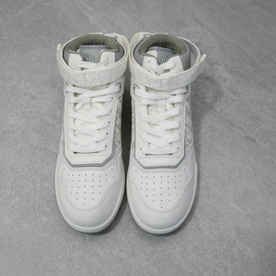 Designer Sneakers Shoes – Lifestyle Sneakers, Latest Sneakers