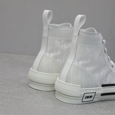 Designer Sneakers Shoes – Lifestyle Sneakers, Latest Sneakers