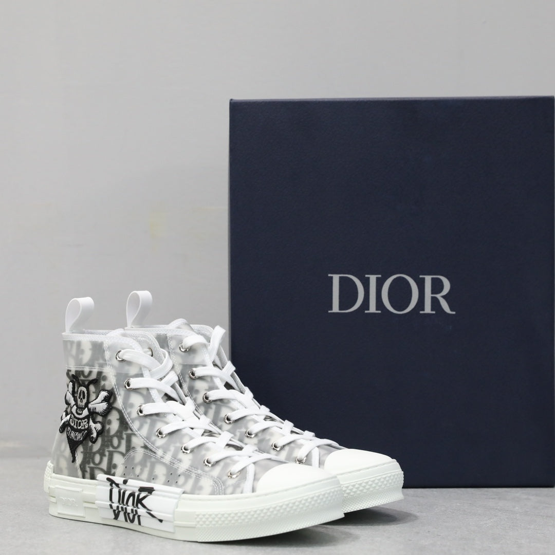 Designer Sneakers Shoes – Lifestyle Sneakers, Latest Sneakers