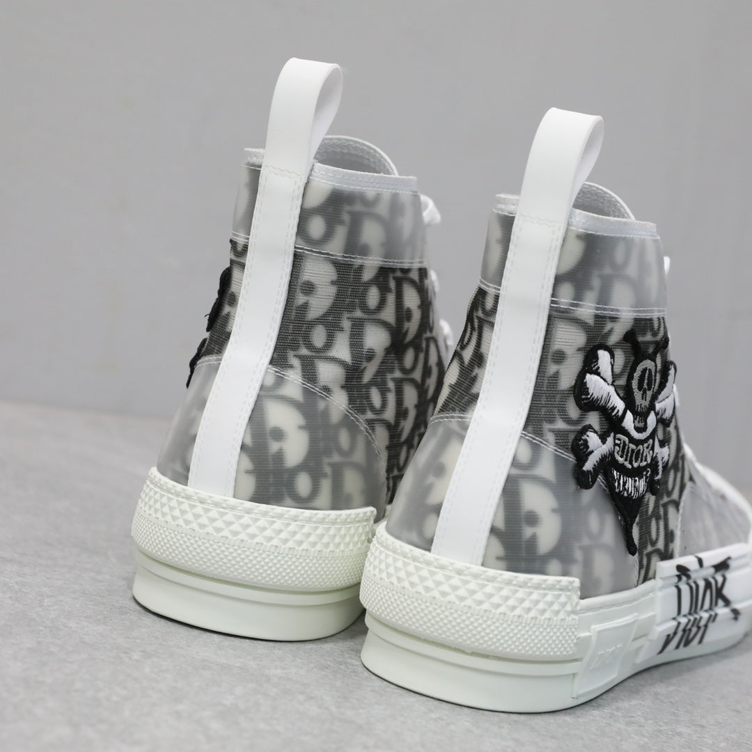 Designer Sneakers Shoes – Lifestyle Sneakers, Latest Sneakers