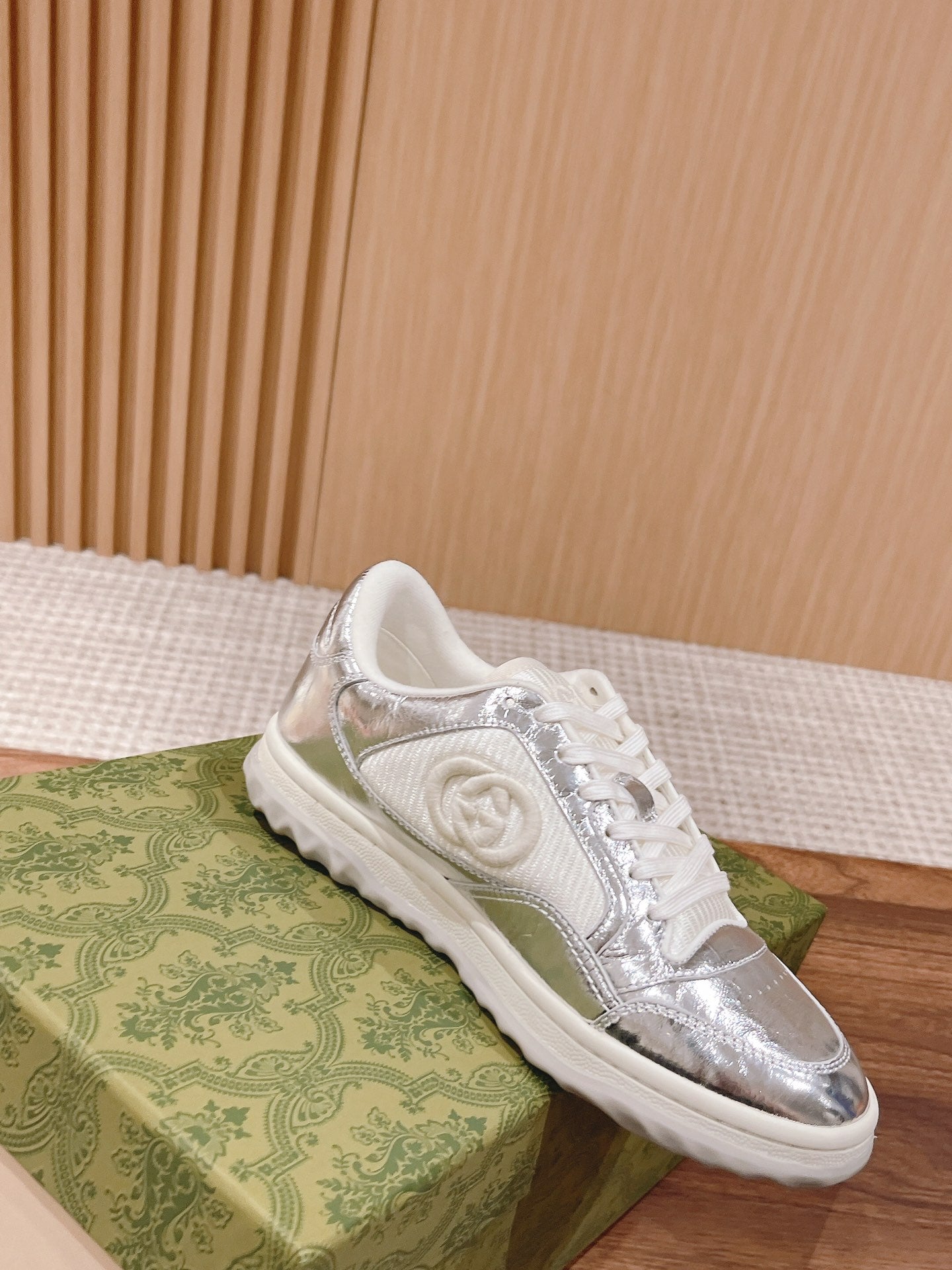 Designer Sneakers Shoes – Lifestyle Sneakers, Latest Sneakers
