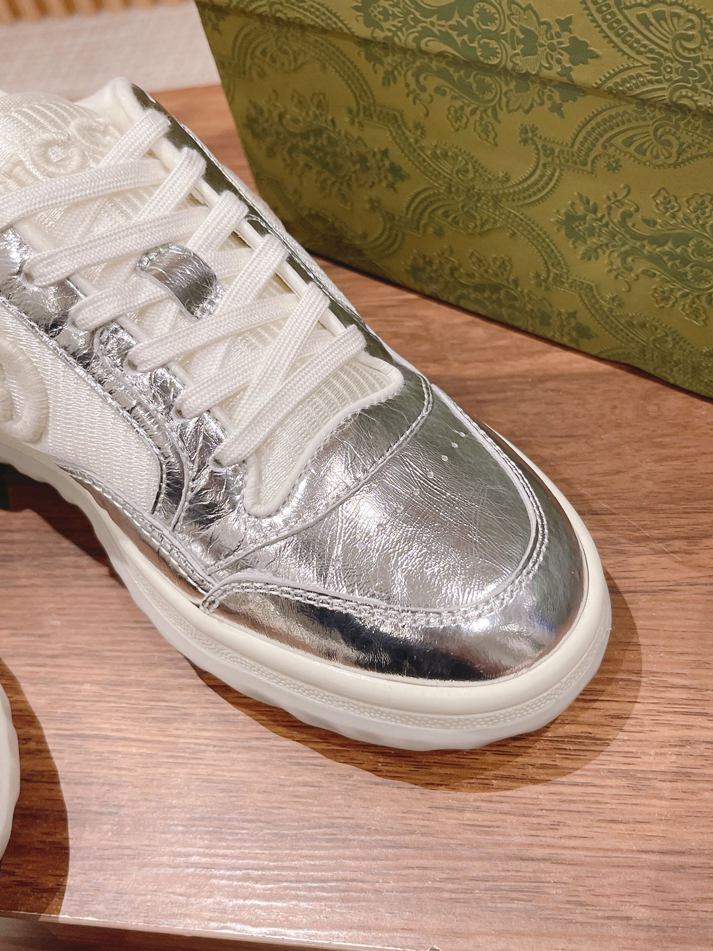 Designer Sneakers Shoes – Lifestyle Sneakers, Latest Sneakers