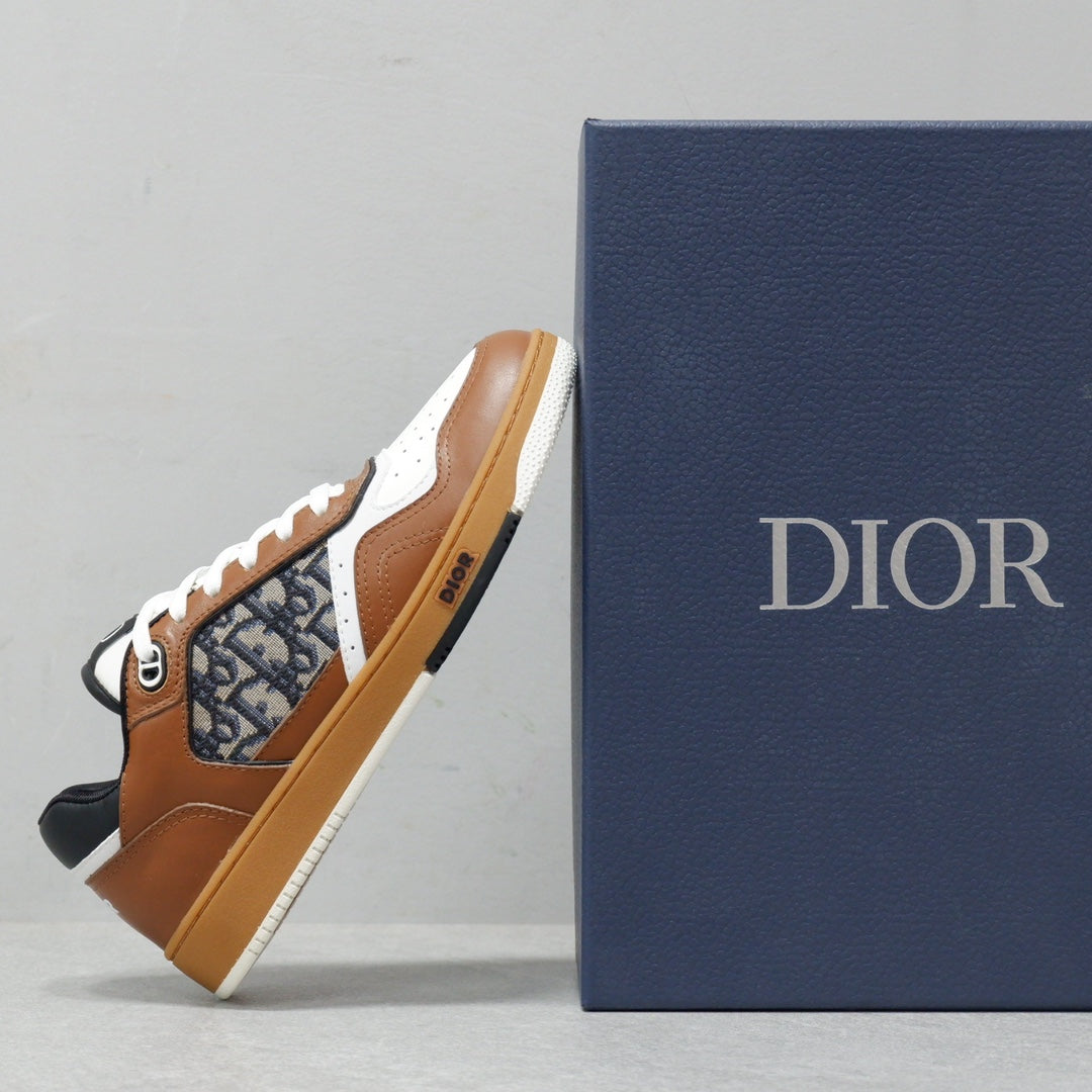 Designer Sneakers Shoes – Lifestyle Sneakers, Latest Sneakers