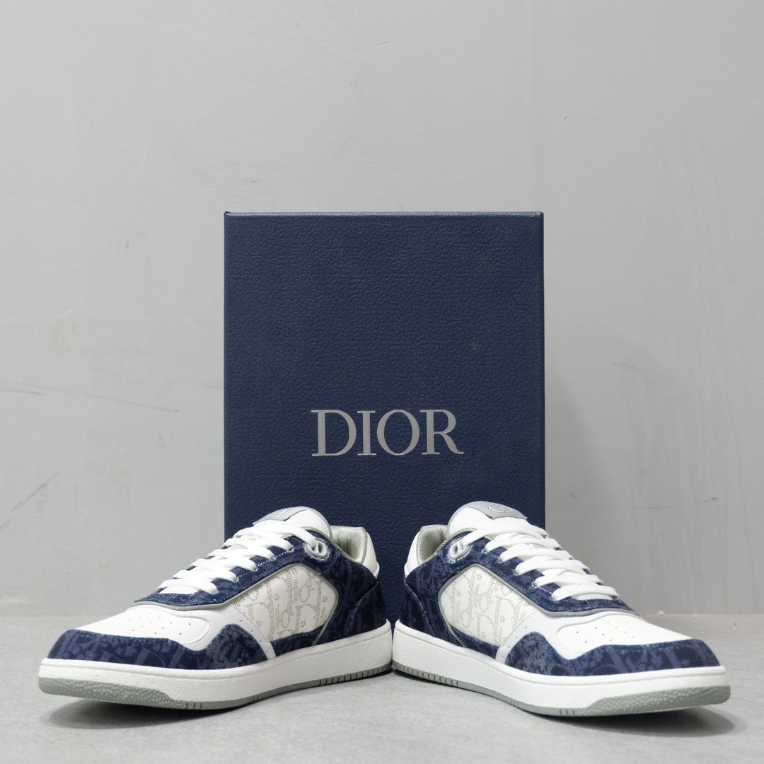 Designer Sneakers Shoes – Lifestyle Sneakers, Latest Sneakers